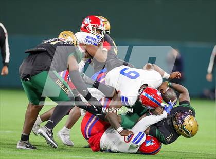 Thumbnail 2 in Duncanville vs. DeSoto (UIL 6A D1 Quarterfinals) photogallery.