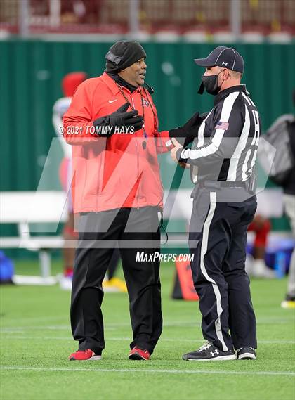 Thumbnail 1 in Duncanville vs. DeSoto (UIL 6A D1 Quarterfinals) photogallery.