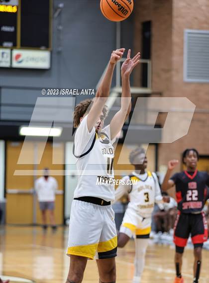 Thumbnail 1 in Fairmont vs Red Springs (2023 Robeson County Shootout) photogallery.