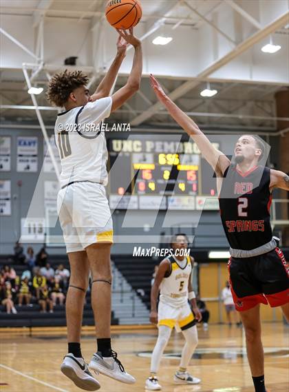 Thumbnail 2 in Fairmont vs Red Springs (2023 Robeson County Shootout) photogallery.