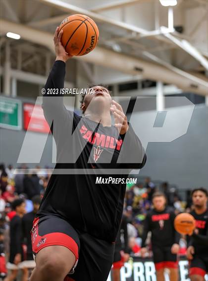 Thumbnail 2 in Fairmont vs Red Springs (2023 Robeson County Shootout) photogallery.