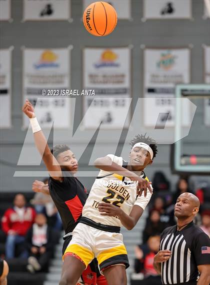 Thumbnail 3 in Fairmont vs Red Springs (2023 Robeson County Shootout) photogallery.