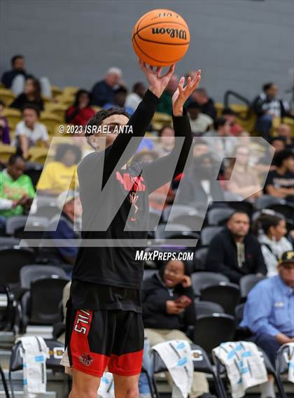 Thumbnail 2 in Fairmont vs Red Springs (2023 Robeson County Shootout) photogallery.