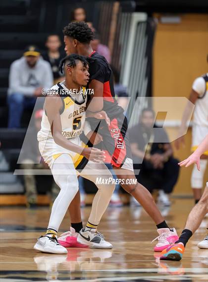 Thumbnail 3 in Fairmont vs Red Springs (2023 Robeson County Shootout) photogallery.