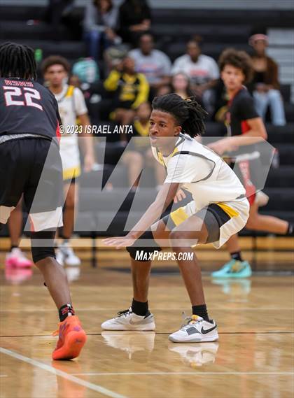 Thumbnail 1 in Fairmont vs Red Springs (2023 Robeson County Shootout) photogallery.