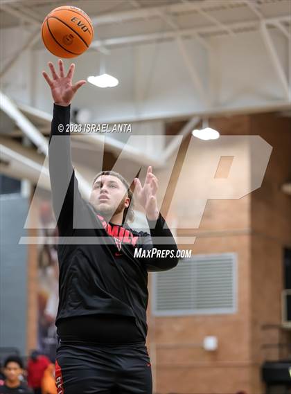 Thumbnail 2 in Fairmont vs Red Springs (2023 Robeson County Shootout) photogallery.