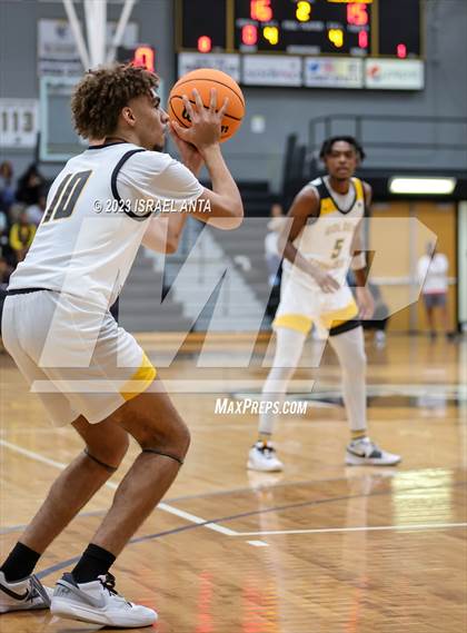 Thumbnail 2 in Fairmont vs Red Springs (2023 Robeson County Shootout) photogallery.
