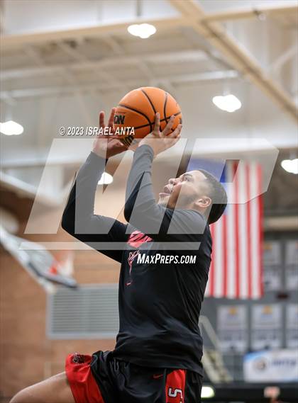 Thumbnail 1 in Fairmont vs Red Springs (2023 Robeson County Shootout) photogallery.
