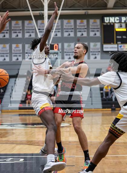 Thumbnail 3 in Fairmont vs Red Springs (2023 Robeson County Shootout) photogallery.