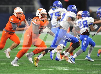 Thumbnail 1 in Mineola vs. Yoakum (UIL 3A Division 1 Final) photogallery.