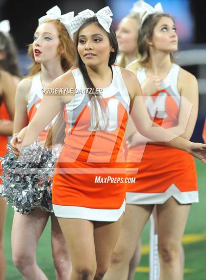 Thumbnail 2 in Mineola vs. Yoakum (UIL 3A Division 1 Final) photogallery.