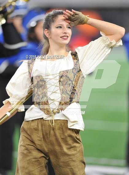 Thumbnail 1 in Mineola vs. Yoakum (UIL 3A Division 1 Final) photogallery.