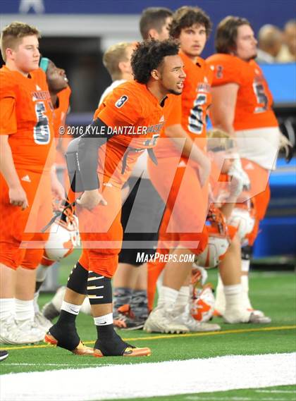 Thumbnail 1 in Mineola vs. Yoakum (UIL 3A Division 1 Final) photogallery.