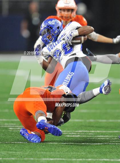 Thumbnail 1 in Mineola vs. Yoakum (UIL 3A Division 1 Final) photogallery.