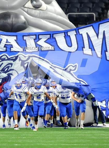 Thumbnail 3 in Mineola vs. Yoakum (UIL 3A Division 1 Final) photogallery.