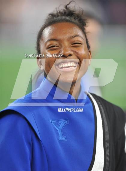 Thumbnail 1 in Mineola vs. Yoakum (UIL 3A Division 1 Final) photogallery.
