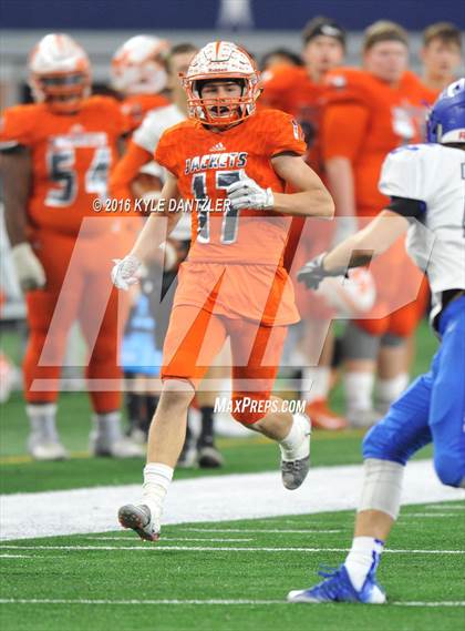 Thumbnail 1 in Mineola vs. Yoakum (UIL 3A Division 1 Final) photogallery.