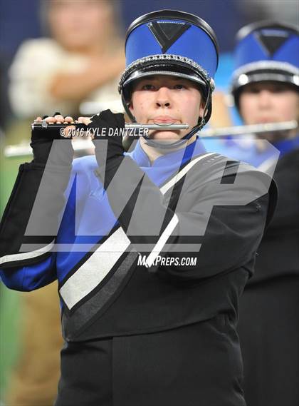 Thumbnail 1 in Mineola vs. Yoakum (UIL 3A Division 1 Final) photogallery.