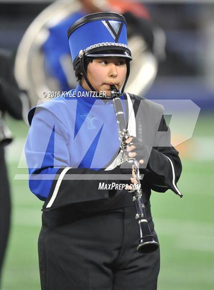 Thumbnail 3 in Mineola vs. Yoakum (UIL 3A Division 1 Final) photogallery.