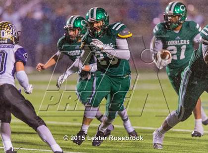 Thumbnail 2 in Cuero vs. Navarro (UIL 4A Regional Playoffs) photogallery.