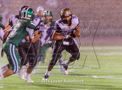 Thumbnail 1 in Cuero vs. Navarro (UIL 4A Regional Playoffs) photogallery.