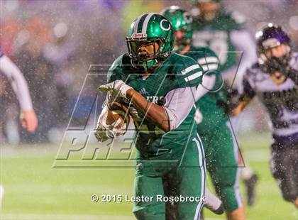 Thumbnail 2 in Cuero vs. Navarro (UIL 4A Regional Playoffs) photogallery.