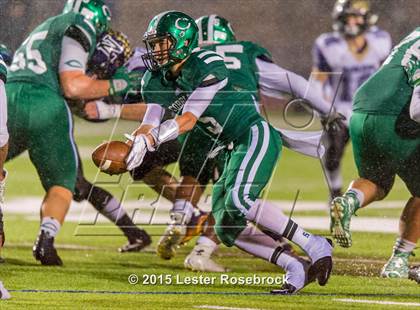 Thumbnail 3 in Cuero vs. Navarro (UIL 4A Regional Playoffs) photogallery.