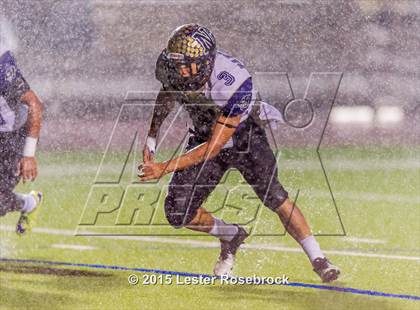 Thumbnail 3 in Cuero vs. Navarro (UIL 4A Regional Playoffs) photogallery.