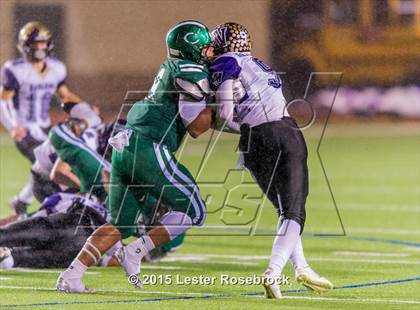 Thumbnail 3 in Cuero vs. Navarro (UIL 4A Regional Playoffs) photogallery.