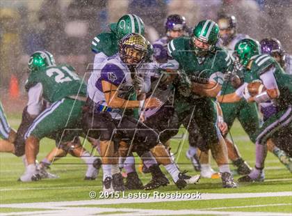 Thumbnail 1 in Cuero vs. Navarro (UIL 4A Regional Playoffs) photogallery.