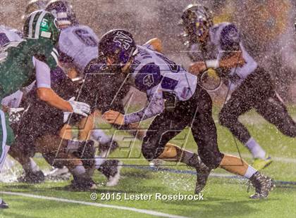 Thumbnail 2 in Cuero vs. Navarro (UIL 4A Regional Playoffs) photogallery.