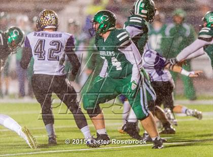 Thumbnail 2 in Cuero vs. Navarro (UIL 4A Regional Playoffs) photogallery.