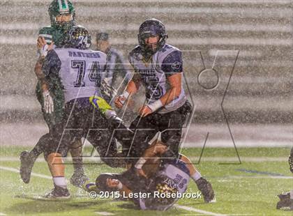 Thumbnail 1 in Cuero vs. Navarro (UIL 4A Regional Playoffs) photogallery.
