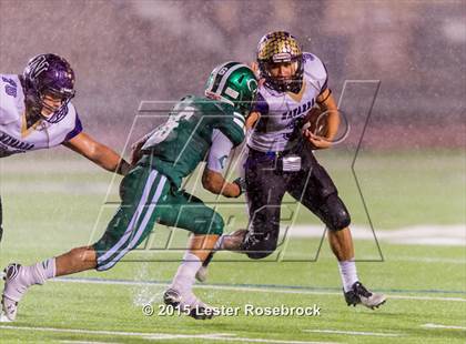 Thumbnail 1 in Cuero vs. Navarro (UIL 4A Regional Playoffs) photogallery.