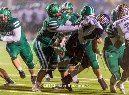 Thumbnail 2 in Cuero vs. Navarro (UIL 4A Regional Playoffs) photogallery.
