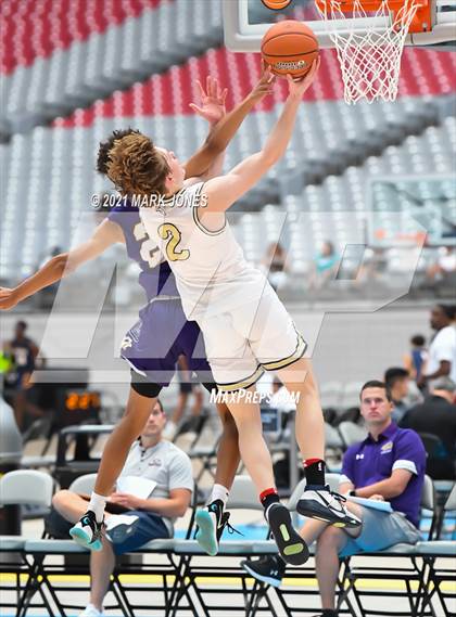 Thumbnail 3 in Sunrise Mountain vs. Rancho Solano - Section 7 Basketball Tournament photogallery.