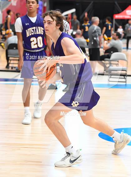 Thumbnail 2 in Sunrise Mountain vs. Rancho Solano - Section 7 Basketball Tournament photogallery.
