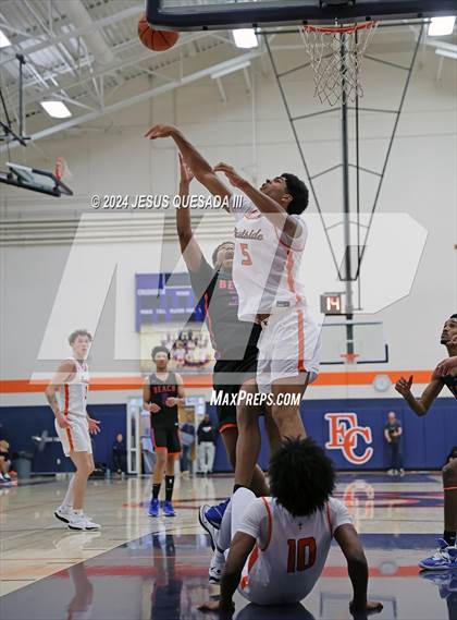 Thumbnail 1 in Rainier Beach @ Eastside Catholic photogallery.