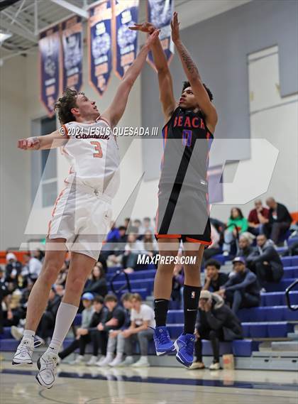 Thumbnail 3 in Rainier Beach @ Eastside Catholic photogallery.