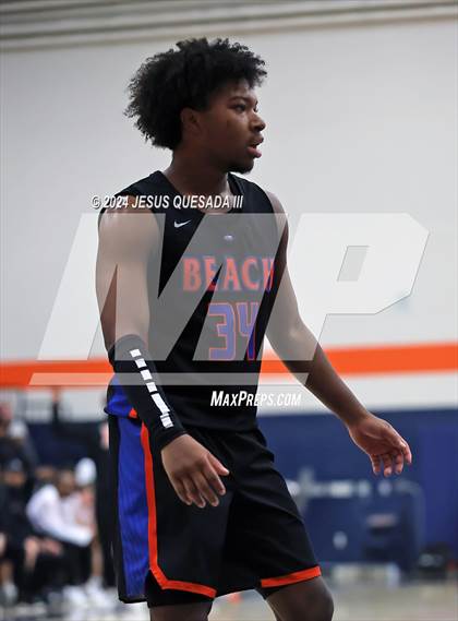 Thumbnail 2 in Rainier Beach @ Eastside Catholic photogallery.
