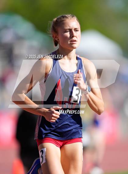 Thumbnail 2 in CHSAA Finals 5A  (3200 Meter) photogallery.