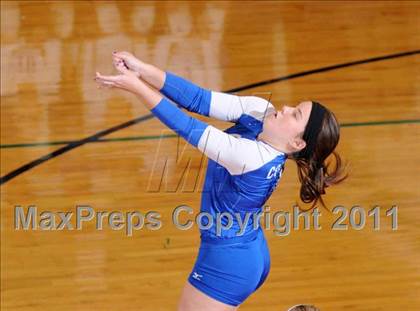 Thumbnail 1 in Benton vs Columbia (IHSA Class 2A Sectional Final) photogallery.