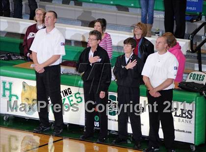 Thumbnail 1 in Benton vs Columbia (IHSA Class 2A Sectional Final) photogallery.
