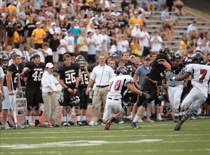 Thumbnail 2 in Eaglecrest @ Arapahoe photogallery.