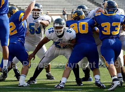 Thumbnail 3 in Winton Woods vs. Archbishop Moeller (Skyline Crosstown Showdown) photogallery.