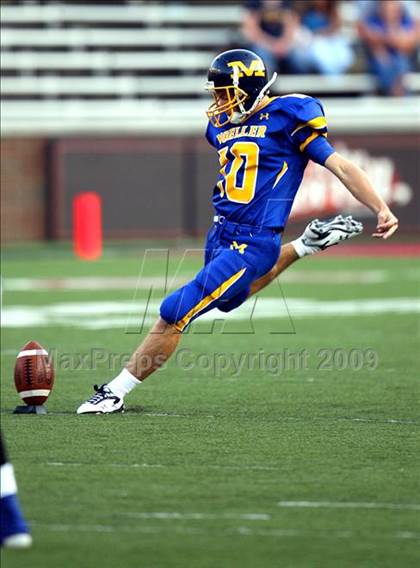 Thumbnail 3 in Winton Woods vs. Archbishop Moeller (Skyline Crosstown Showdown) photogallery.