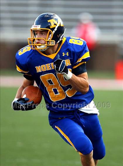 Thumbnail 3 in Winton Woods vs. Archbishop Moeller (Skyline Crosstown Showdown) photogallery.