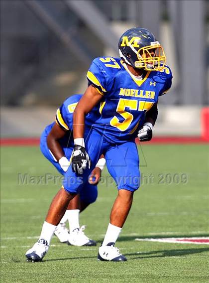 Thumbnail 2 in Winton Woods vs. Archbishop Moeller (Skyline Crosstown Showdown) photogallery.