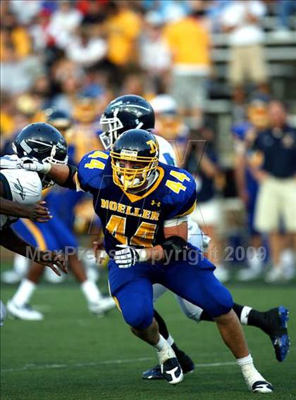 Thumbnail 3 in Winton Woods vs. Archbishop Moeller (Skyline Crosstown Showdown) photogallery.