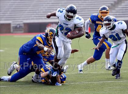 Thumbnail 1 in Winton Woods vs. Archbishop Moeller (Skyline Crosstown Showdown) photogallery.